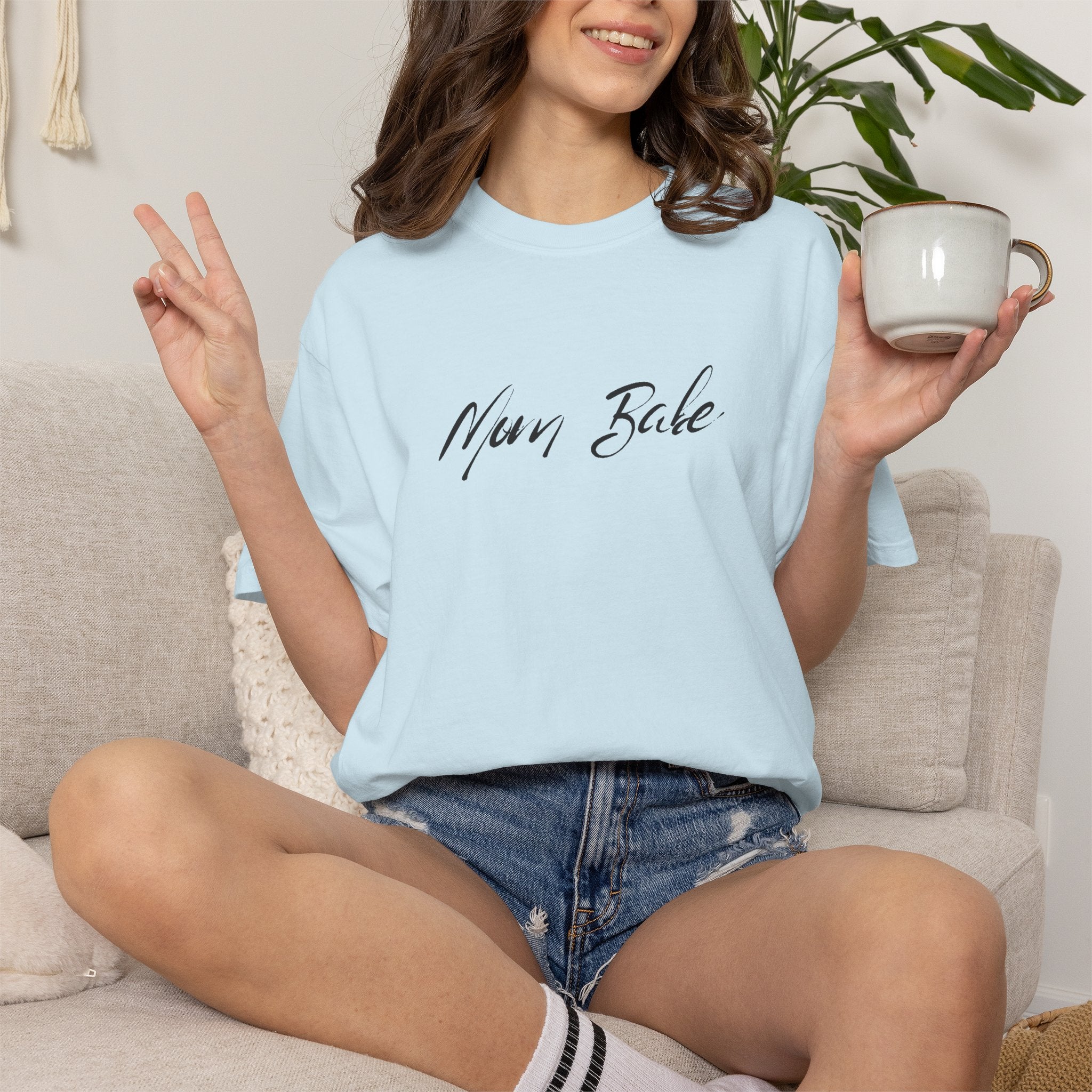 Fit Mom Social Club - Mom Babe Tee Black