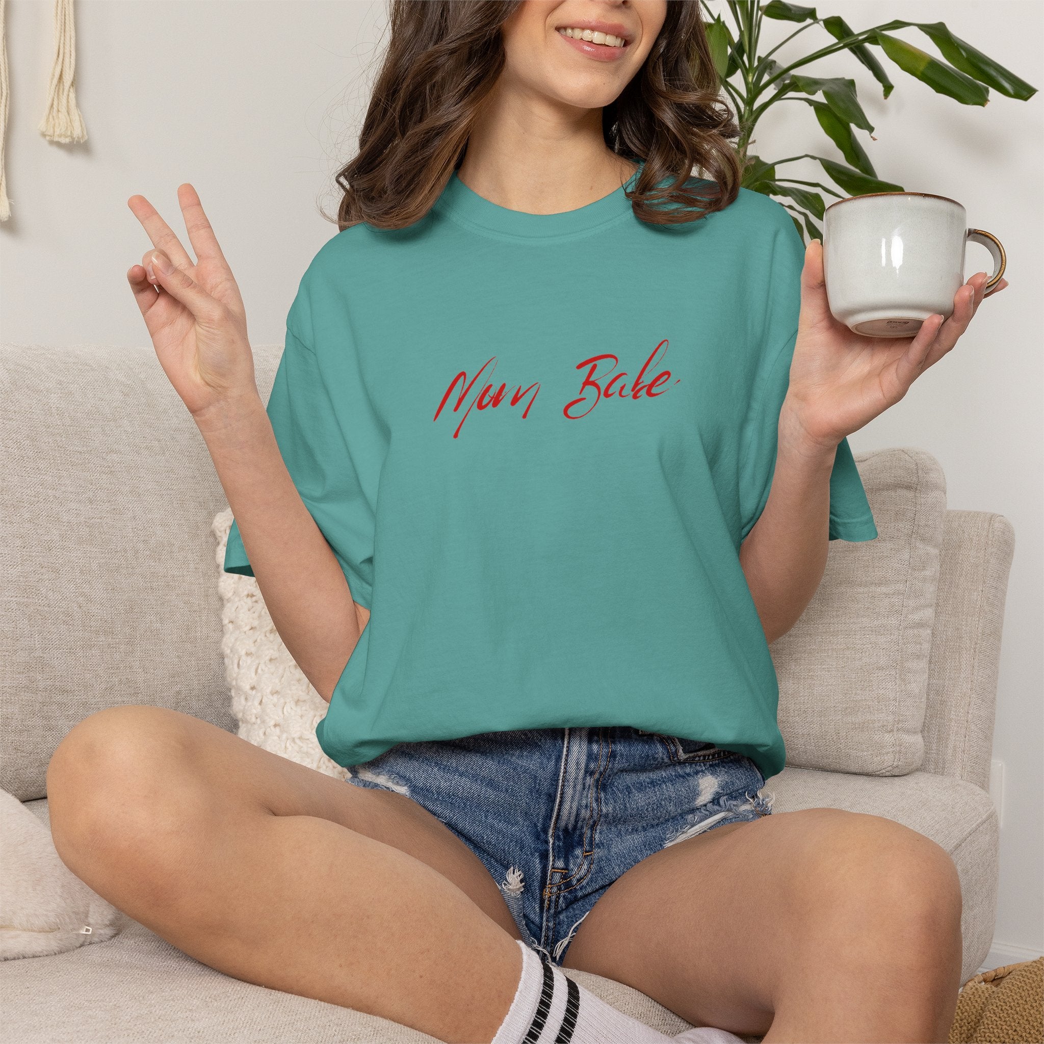 Fit Mom Social Club - Mom Babe Tee Red