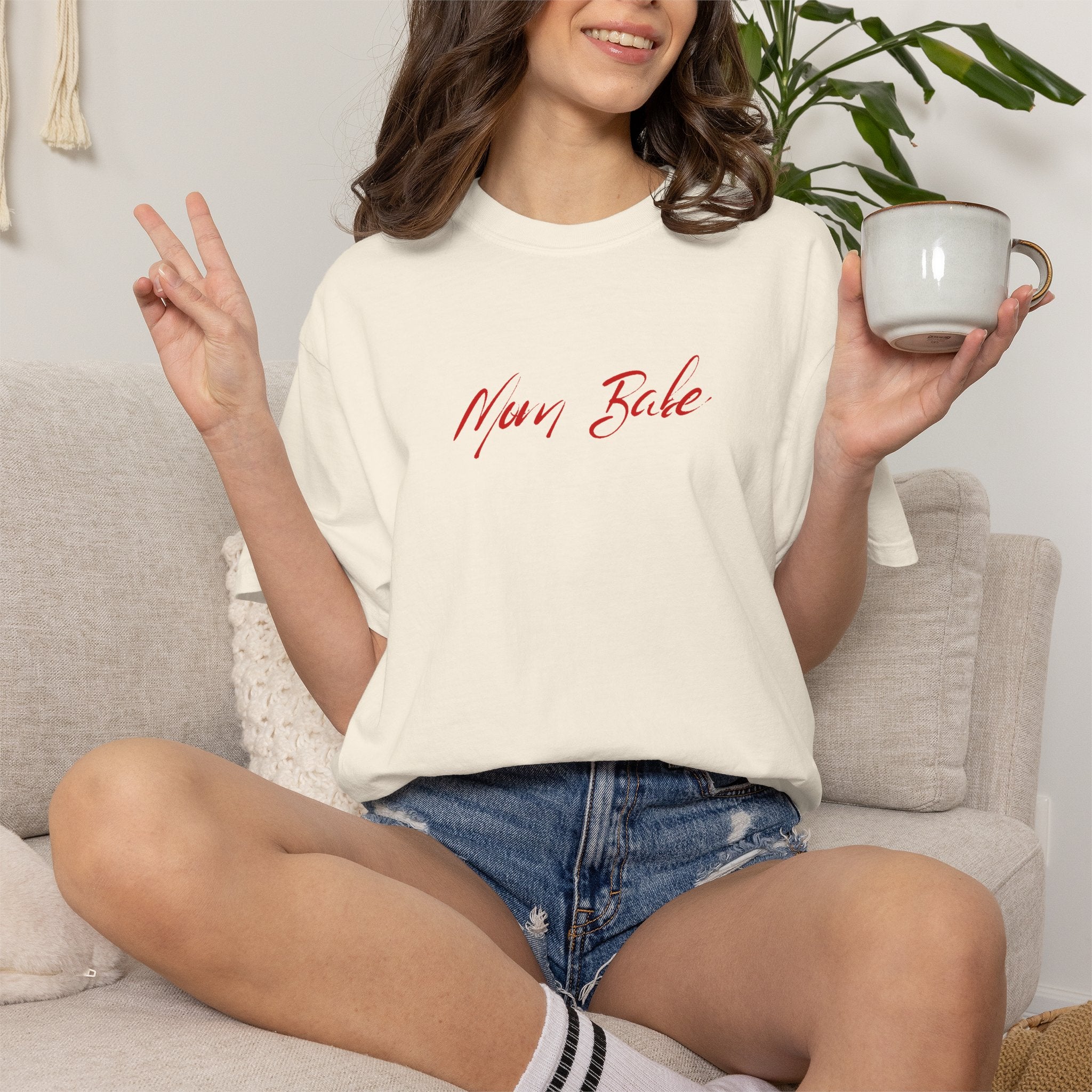 Fit Mom Social Club - Mom Babe Tee Red
