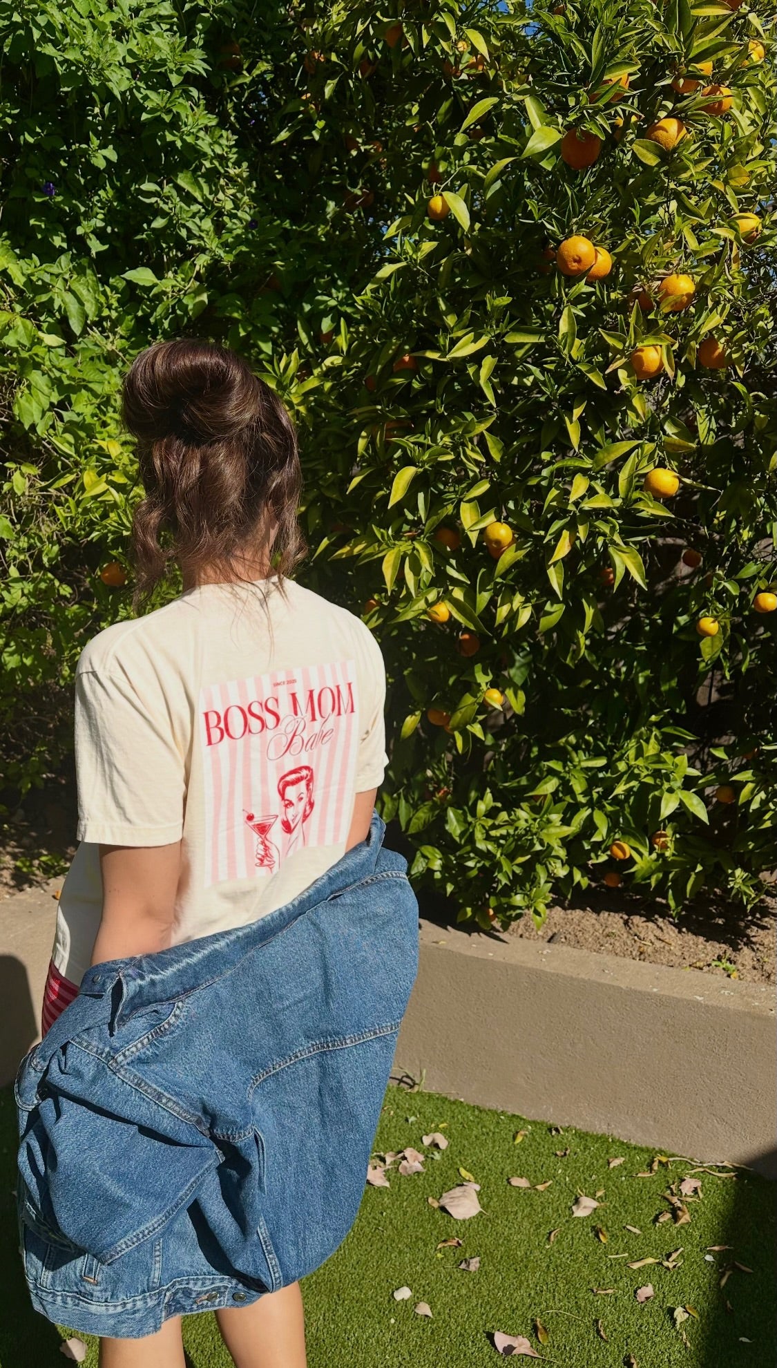 Boss Mom Babe — Vintage Retro Graphic Tee